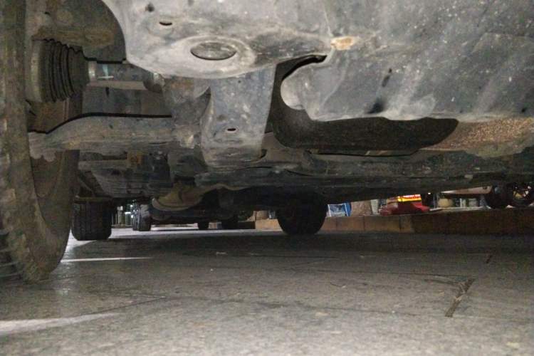 Used Toyota Highlander 2012 2.7L Two-Wheel Drive 7-Seater Elite Edition Chassis Front Right