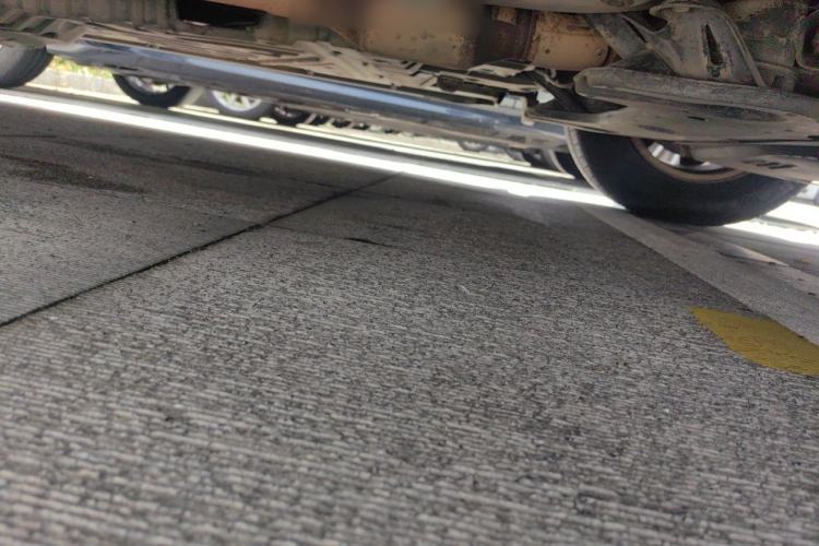 Used Toyota Highlander 2012 2.7L 2WD 5-Seater Elite Edition Chassis Front Right