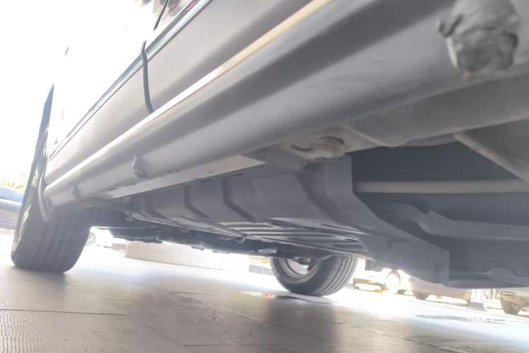 Used Toyota Highlander 2012 2.7L Two-Wheel Drive 7-Seater Luxury Edition Chassis Rear Left