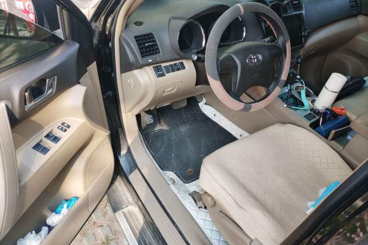 Used Toyota Highlander 2012 2.7L 2WD 5-Seater Elite Edition Driver Seat
