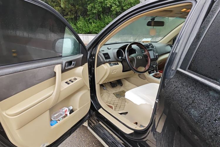 Used Toyota Highlander 2012 2.7L 2WD 5-Seater Elite Edition Driver Seat