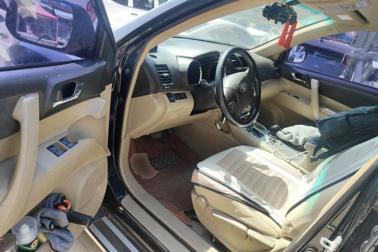 Used Toyota Highlander 2012 2.7L 2WD 5-Seater Elite Edition Driver Seat