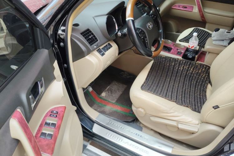 Used Toyota Highlander 2012 2.7L 2WD 5-Seater Elite Edition Driver Seat