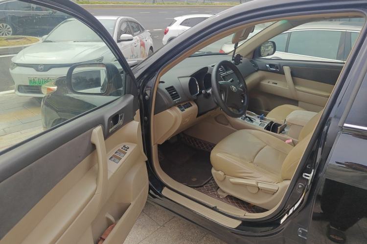 Used Toyota Highlander 2012 2.7L 2WD 5-Seater Elite Edition Driver Seat