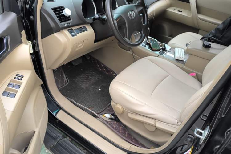 Used Toyota Highlander 2012 2.7L 2WD 5-Seater Elite Edition Driver Seat