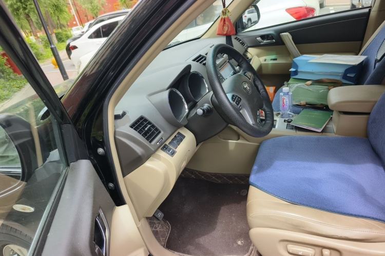 Used Toyota Highlander 2012 2.7L Two-Wheel Drive 7-Seater Luxury Navigation Edition Driver Seat