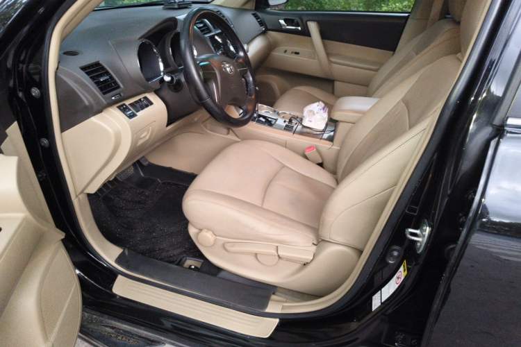 Used Toyota Highlander 2012 2.7L 2WD 5-Seater Elite Edition Driver Seat