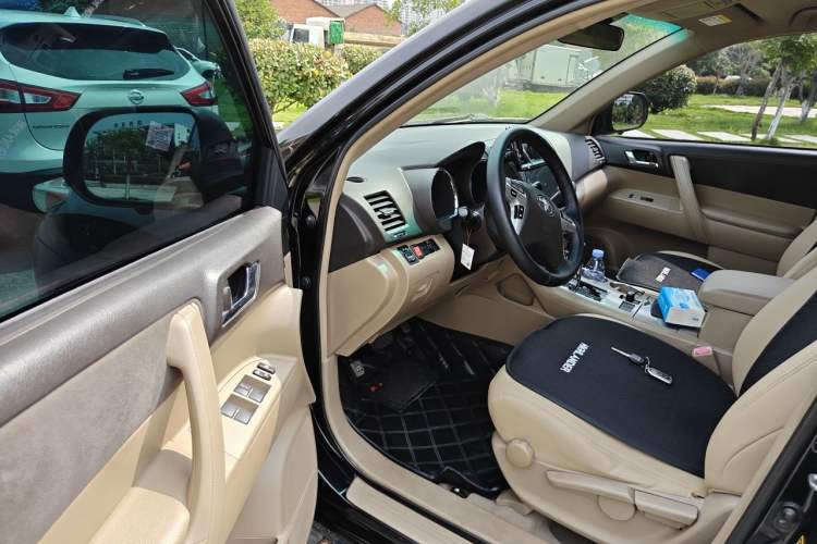 Used Toyota Highlander 2012 2.7L 2WD 5-Seater Elite Edition Driver Seat