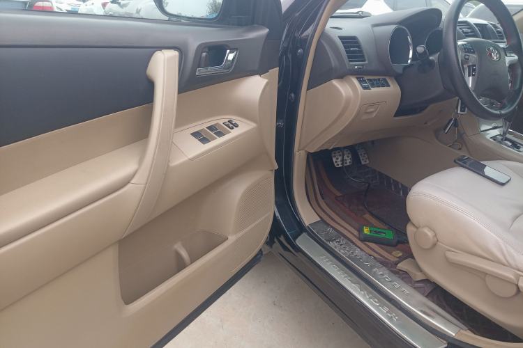 Used Toyota Highlander 2012 2.7L 2WD 5-Seater Elite Edition Driver Seat
