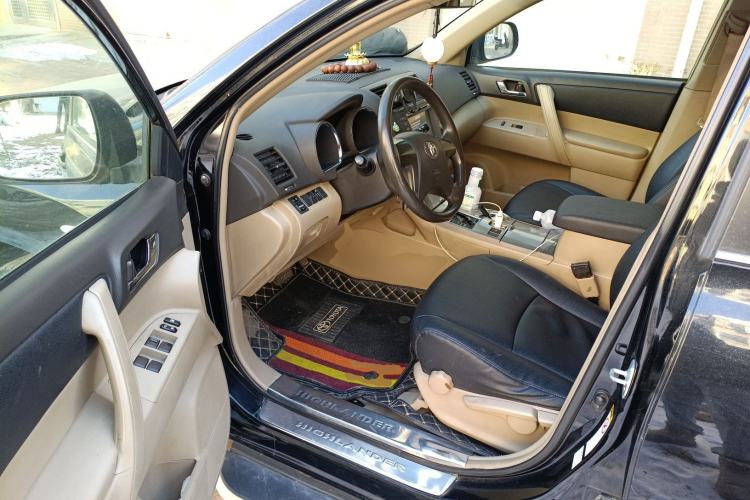 Used Toyota Highlander 2012 2.7L 2WD 5-Seater Elite Edition Driver Seat