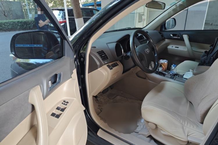 Used Toyota Highlander 2012 2.7L 2WD 5-Seater Elite Edition Driver Seat