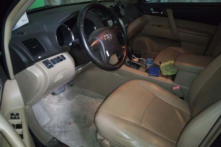 Used Toyota Highlander 2012 2.7L 2WD 5-Seater Elite Edition Driver Seat