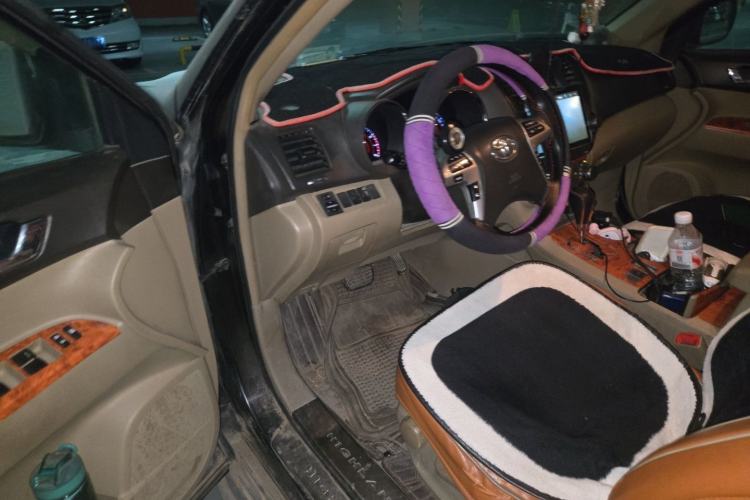 Used Toyota Highlander 2012 2.7L Two-Wheel Drive 7-Seater Elite Edition Driver Seat