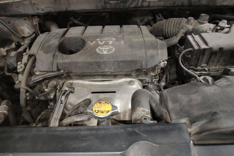 Used Toyota Highlander 2012 2.7L Two-Wheel Drive 7-Seater Luxury Edition Engine Bay