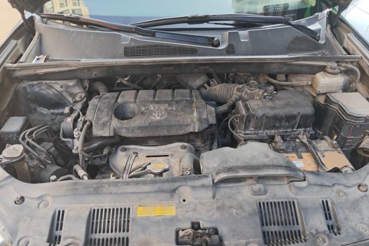 Used Toyota Highlander 2012 2.7L Two-Wheel Drive 7-Seater Luxury Edition Engine Bay