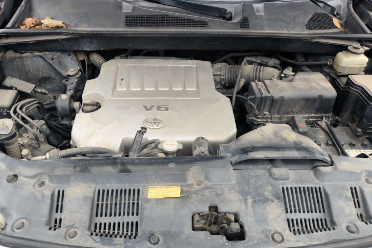 Used Toyota Highlander 2012 3.5L 4x4 7-Seater Elite Edition Engine Bay