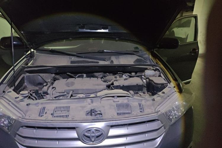 Used Toyota Highlander 2012 2.7L 2WD 5-Seater Elite Edition Engine Bay