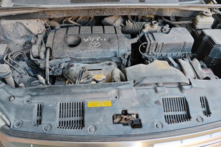 Used Toyota Highlander 2012 2.7L Two-Wheel Drive 7-Seater Luxury Edition Engine Bay