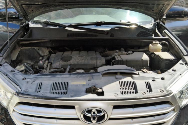 Used Toyota Highlander 2012 2.7L 2WD 5-Seater Elite Edition Engine Bay