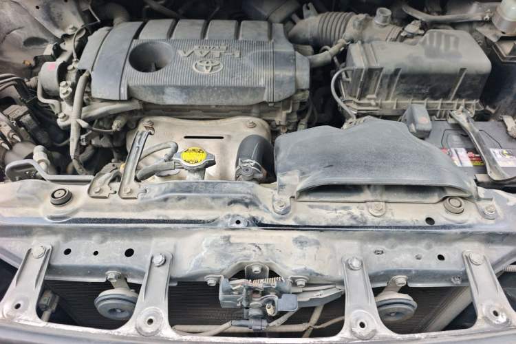 Used Toyota Highlander 2012 2.7L Two-Wheel Drive 7-Seater Elite Edition Engine Bay