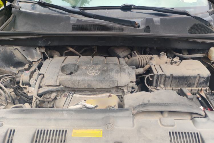 Used Toyota Highlander 2012 2.7L Two-Wheel Drive 7-Seater Luxury Edition Engine Bay