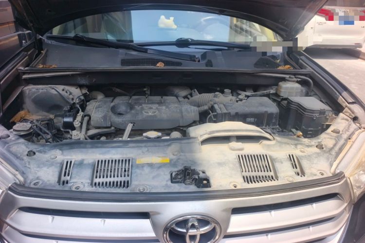 Used Toyota Highlander 2012 2.7L 2WD 5-Seater Elite Edition Engine Bay