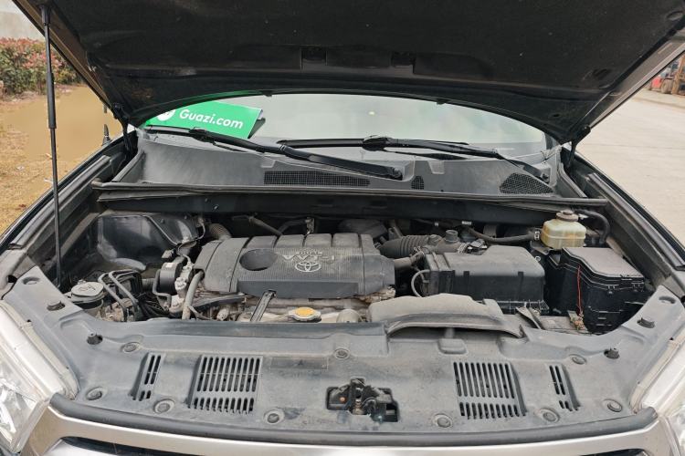 Used Toyota Highlander 2012 2.7L 2WD 5-Seater Elite Edition Engine Bay