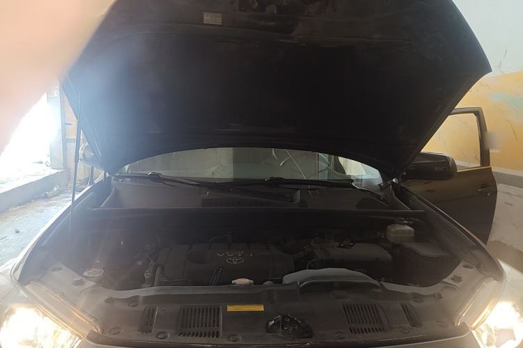 Used Toyota Highlander 2012 2.7L 2WD 5-Seater Elite Edition Engine Bay