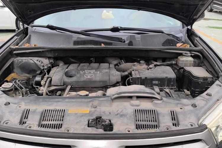 Used Toyota Highlander 2012 2.7L 2WD 5-Seater Elite Edition Engine Bay