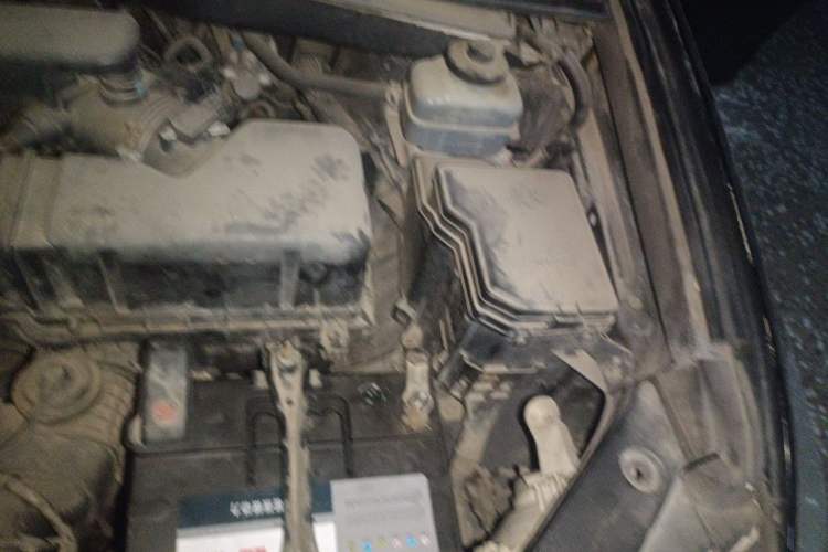 Used Toyota Highlander 2012 2.7L Two-Wheel Drive 7-Seater Elite Edition Engine Bay Left