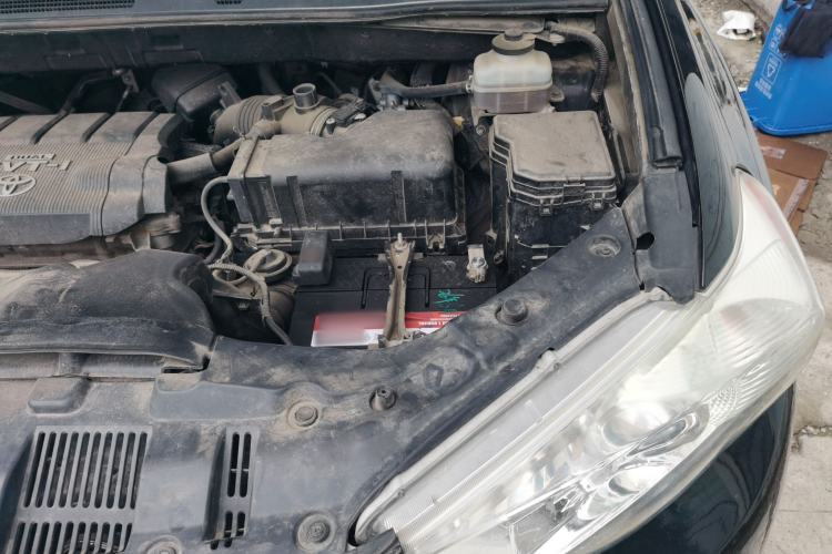 Used Toyota Highlander 2012 2.7L Two-Wheel Drive 5-Seater Sport Edition Engine Bay Left