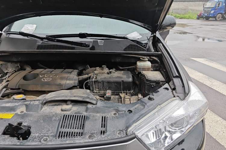 Used Toyota Highlander 2012 2.7L 2WD 5-Seater Elite Edition Engine Bay Left