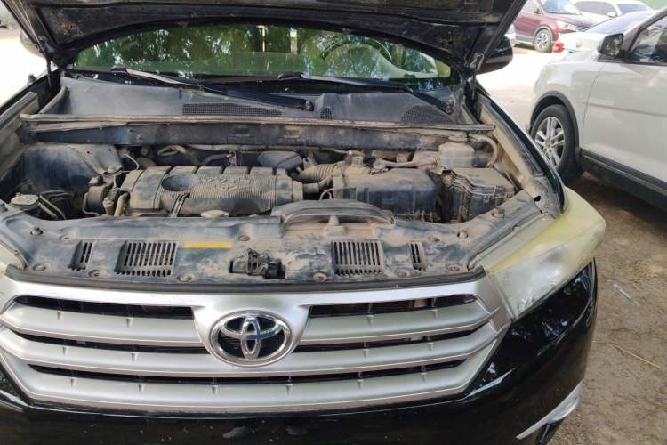 Used Toyota Highlander 2012 2.7L 2WD 5-Seater Elite Edition Engine Bay Left