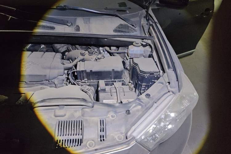 Used Toyota Highlander 2012 2.7L 2WD 5-Seater Elite Edition Engine Bay Left