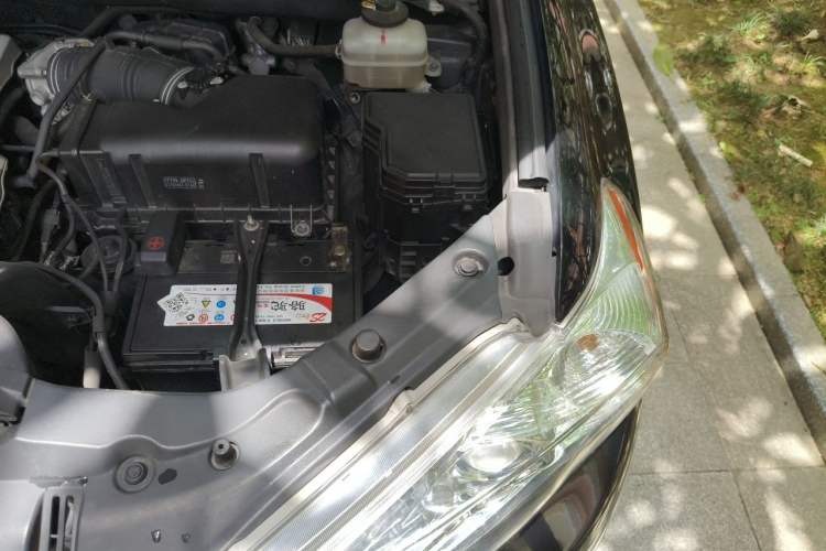 Used Toyota Highlander 2012 3.5L 4x4 7-Seater Ultimate Edition Engine Bay Left