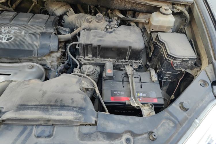 Used Toyota Highlander 2012 2.7L Two-Wheel Drive 7-Seater Luxury Edition Engine Bay Left