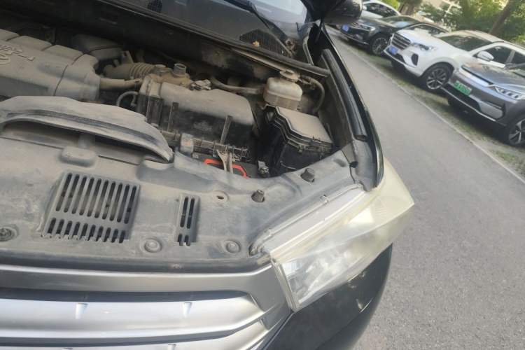 Used Toyota Highlander 2012 2.7L 2WD 5-Seater Elite Edition Engine Bay Left
