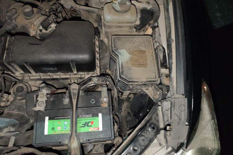 Used Toyota Highlander 2012 2.7L Two-Wheel Drive 5-Seater Sport Edition Engine Bay Left