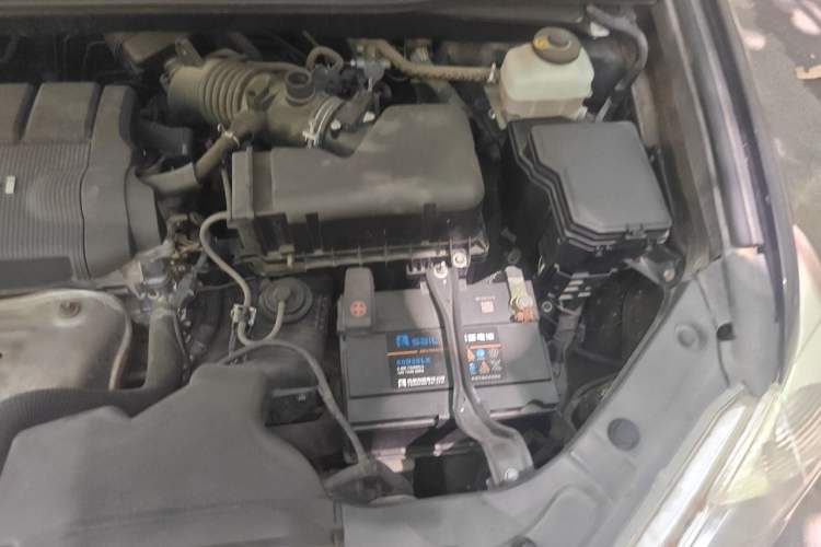 Used Toyota Highlander 2012 2.7L 2WD 5-Seater Elite Edition Engine Bay Left