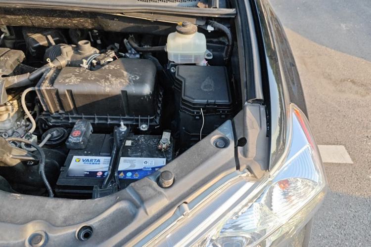 Used Toyota Highlander 2012 2.7L Two-Wheel Drive 7-Seater Luxury Navigation Edition Engine Bay Left