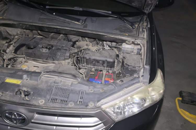 Used Toyota Highlander 2012 2.7L 2WD 5-Seater Elite Edition Engine Bay Left