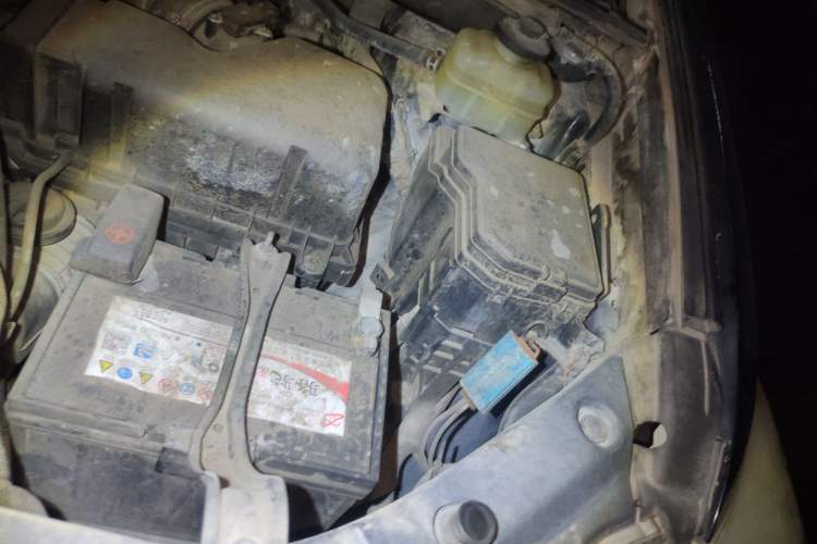Used Toyota Highlander 2012 3.5L 4x4 7-Seater Elite Edition Engine Bay Left