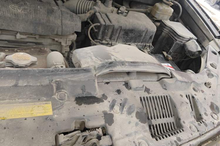 Used Toyota Highlander 2012 2.7L Two-Wheel Drive 5-Seater Sport Edition Engine Bay Left