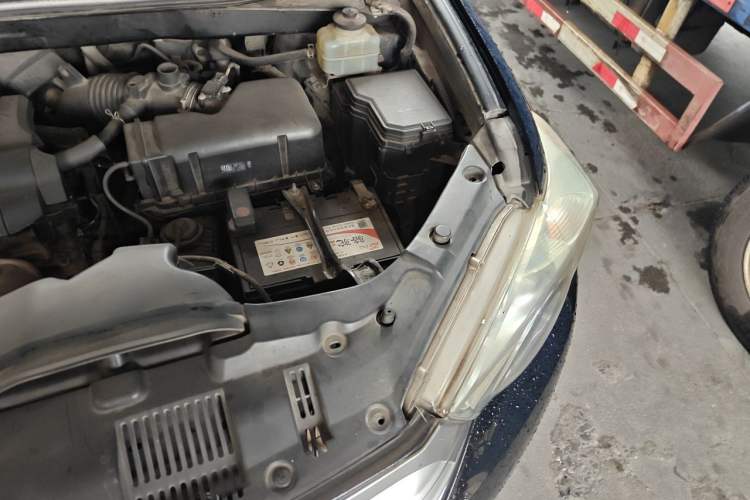 Used Toyota Highlander 2012 2.7L 2WD 5-Seater Elite Edition Engine Bay Left