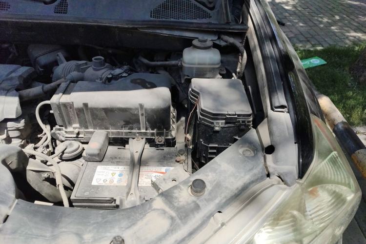 Used Toyota Highlander 2012 2.7L Two-Wheel Drive 7-Seater Luxury Edition Engine Bay Left