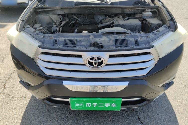 Used Toyota Highlander 2012 2.7L Two-Wheel Drive 7-Seater Luxury Edition Engine Bay