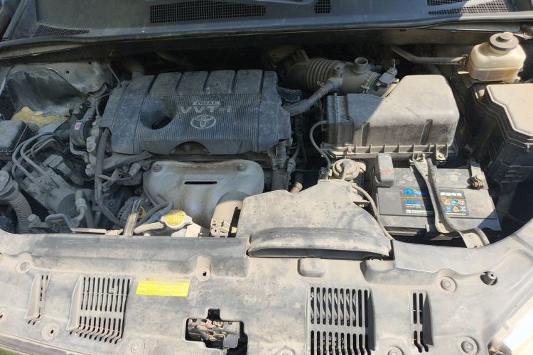 Used Toyota Highlander 2012 2.7L Two-Wheel Drive 7-Seater Luxury Edition Engine Bay