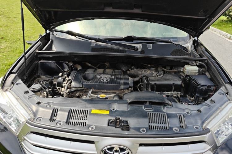 Used Toyota Highlander 2012 2.7L 2WD 5-Seater Elite Edition Engine Bay