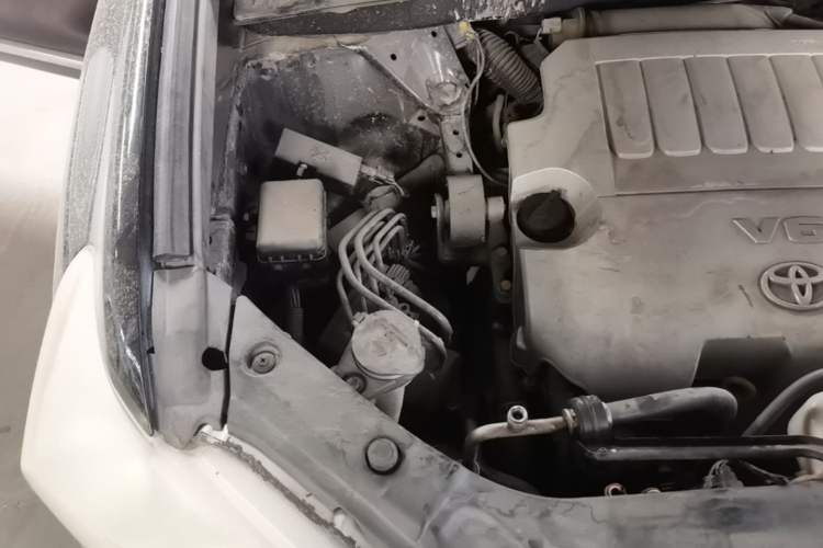 Used Toyota Highlander 2012 3.5L 4x4 7-Seater Elite Edition Engine Bay Right