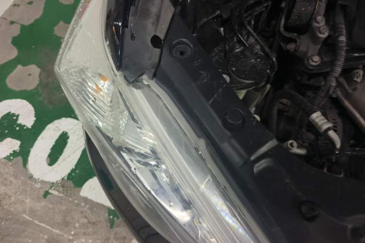 Used Toyota Highlander 2012 2.7L 2WD 5-Seater Elite Edition Engine Bay Right